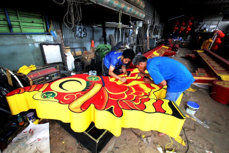 Bengkel Las di Kabupaten Tangerang Dibanjiri Pesanan Lampion