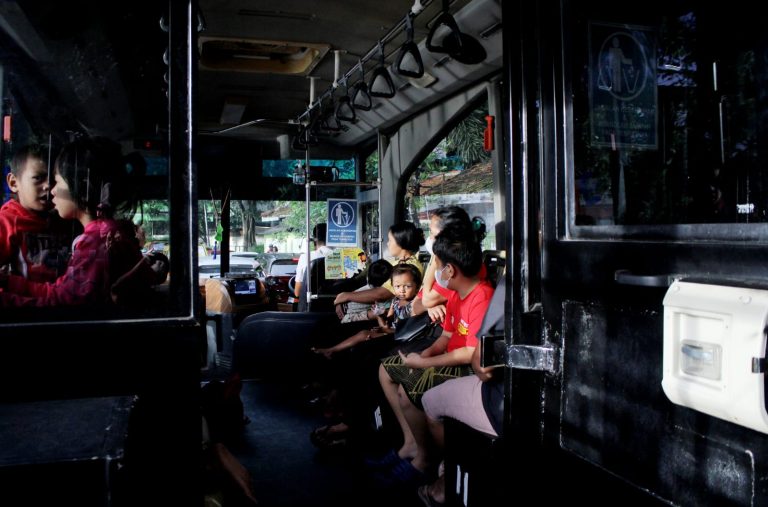 Ngabuburit Gratis Keliling Tangerang Naik Bus Jawara