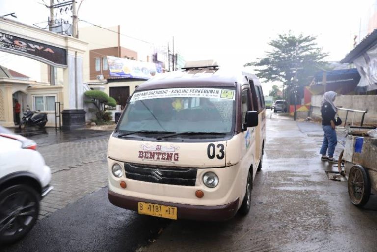 Ayo Naik Angkot Si Benteng dan Bus Tayo